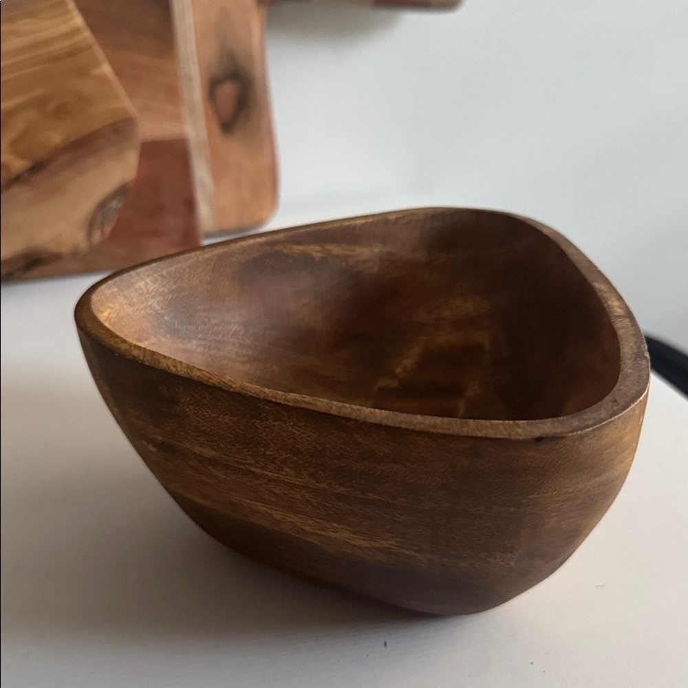 Rustic Triangular Shape Acacia Wood Bowl